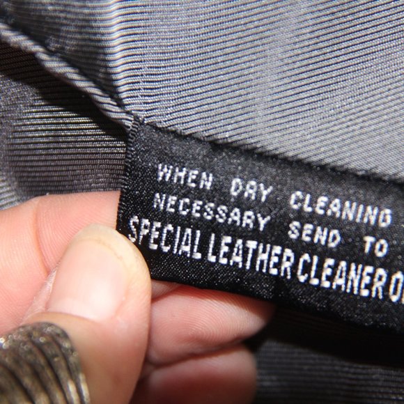 LUIS ALVEAR | VINTAGE | Black Leather Jacket Size Small - Picture 3 of 6